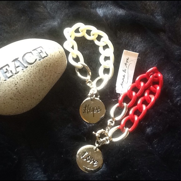 Ana & Ava 2 piece chunky bracelet set - Picture 1 of 3